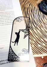 Cargar imagen en el visor de la galería, MARCADOR DE PÁGINAS GATOS Y COSMOS