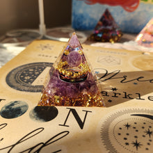 Cargar imagen en el visor de la galería, Amatista y simbología