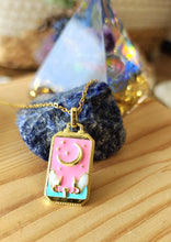 Cargar imagen en el visor de la galería, Luna rosa femenina