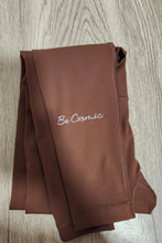 Cargar imagen en el visor de la galería, Calza sin costura café